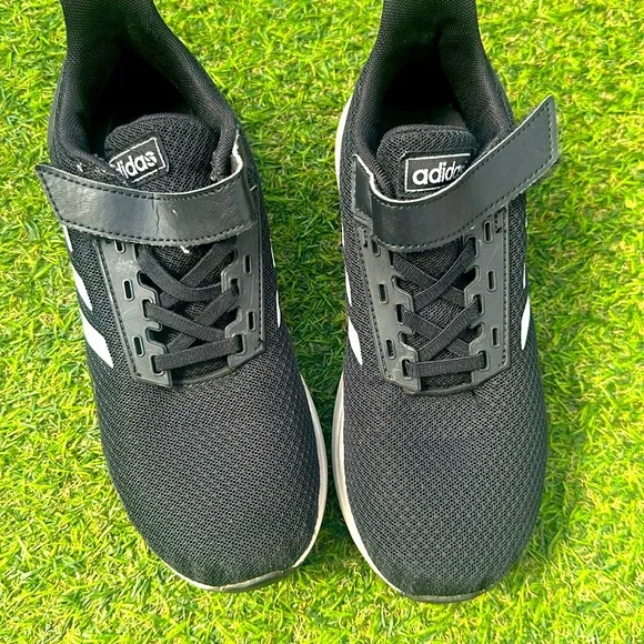 Adidas Duramo 9 Kids Shoes Sz 3 Black Fabric Upper Hook-and-Loop
